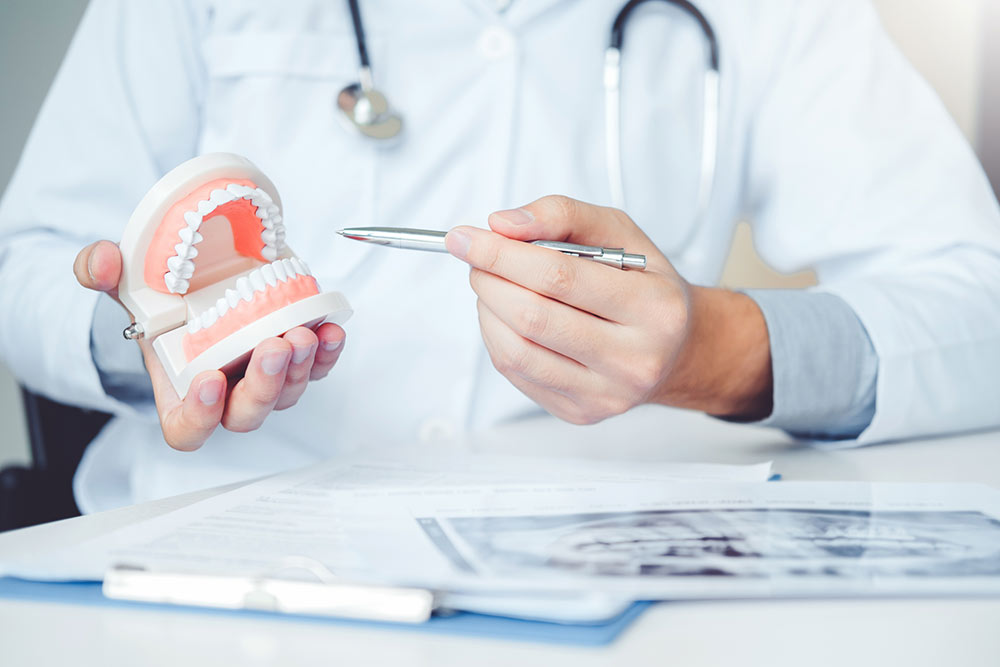 Traumatic Dental Injuries Treatment in Strongsville, OH | Dentkos Endodontics